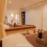 Super Oyo Capital O 564 Nature Boutique Hotel
